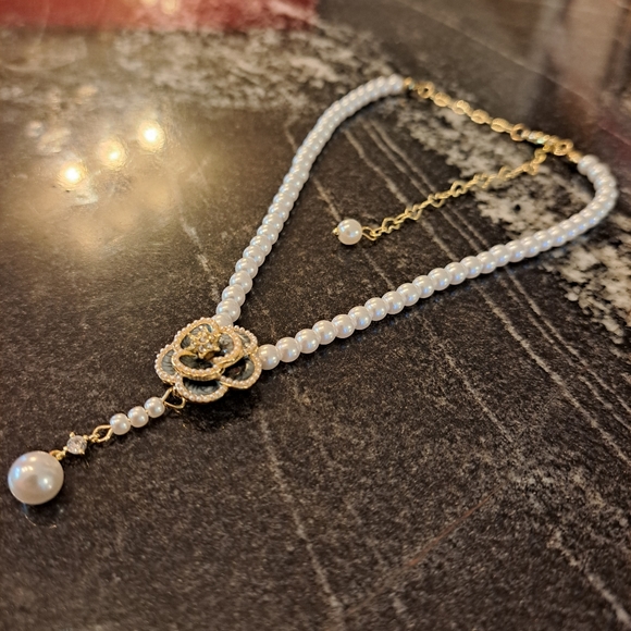 Pearly like beaded choker necklace - Picture 2 of 8